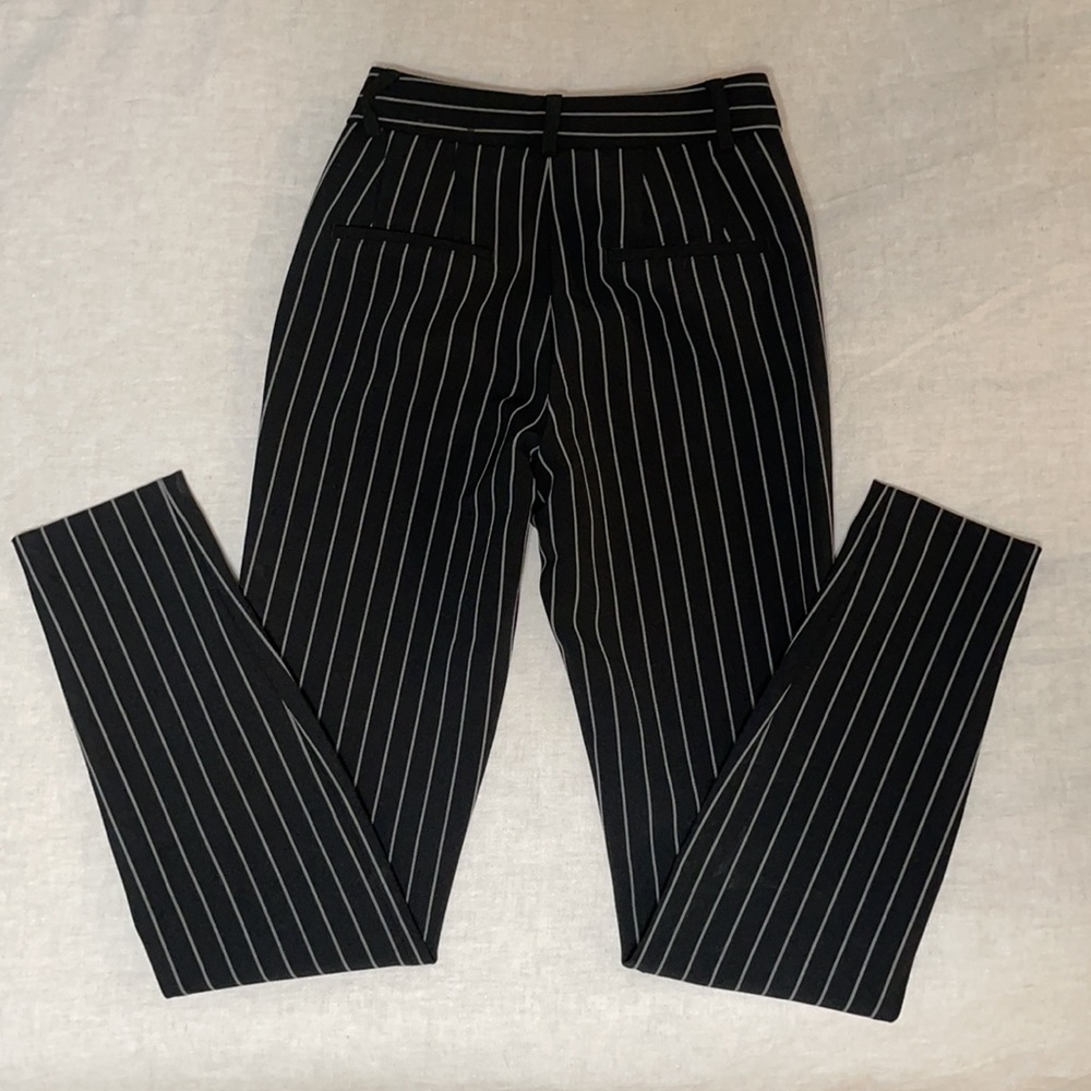Express High Waisted Pinstripe Pant 00R - Picture 2 of 6